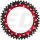 Couronne 44 dents alu/acier (intérieur alu anodisé rouge pour 20% de moins de poids, extérieur acier pour moins d'usure)